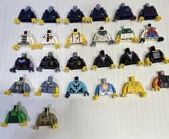 レゴ ミニフィグ トルソー　　正規品　まとめ売りのサムネイル