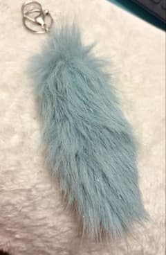 ファーチャーム キーホルダー ライトブルーのサムネイル