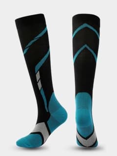スポーツハイソックス◆ユニセックス◇黒 2足セット 着圧 23-23.5 cmのサムネイル