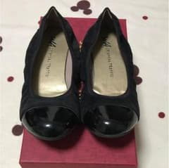 【こびと様専用】    値下げしました パンプスのサムネイル