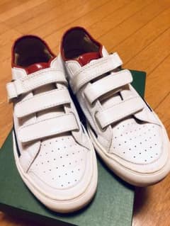 LACOSTE スニーカーのサムネイル