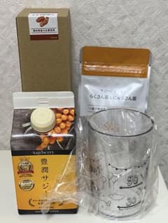 豊潤サジー300ml、しょうがみつ、計量コップ、らくさん菌とにゅうさん菌のサムネイル