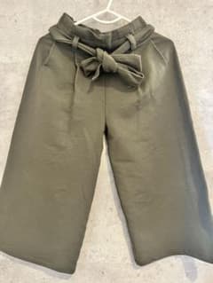 ZARA kidsウエストリボン付きガウチョパンツ カーキ 110cmのサムネイル