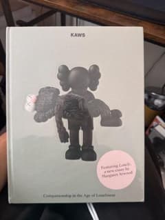 KAWS Companionship in the Age ofのサムネイル