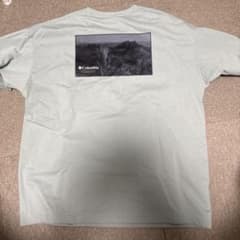 A*w様 Columbia ポケット付き Tシャツのサムネイル