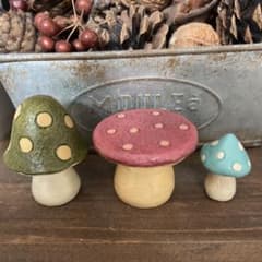 キノコの置物 3セットのサムネイル