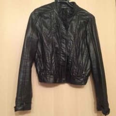 【ユカノン様専用】ZARA ジャケット ブラック ショート丈のサムネイル
