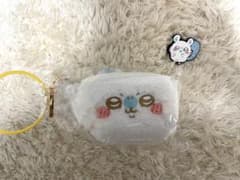 【おまけ付き】ちいかわ　モモンガ　ふわふわミニキャラメルポーチのサムネイル