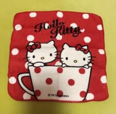 【8/23までに売れなかったら削除します】Hello Kittyミニタオルのサムネイル