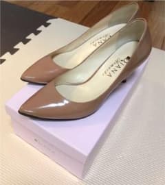 ダイアナ エナメルパンプス 23.5センチのサムネイル