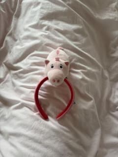 豚のキャラクター カチューシャのサムネイル