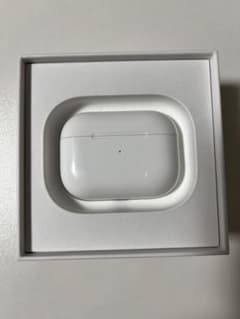 AirPods Pro 本体とケース