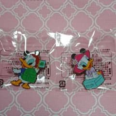 ディズニー キャラ ピンバッジのサムネイル