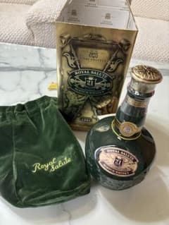 【未開封】 Salute 21年グリーンボトル 700ml 箱・袋付き 未開封】Royal Salute 21年グリーンボトル 700ml 箱・袋付き - メルカリ