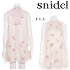 【ランタン様専用】snidel チュールワンピースのサムネイル