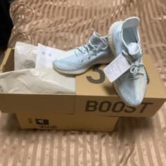 YEEZY BOOST 350 V2 CLOUD WHITE  イージーブーストのサムネイル