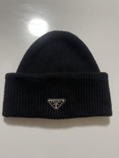 PRADA 黒 リブ編みニット帽 - メルカリ