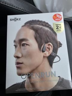 最安値　【新品未開封】SHOKZ OPENRUN ブラック 骨伝導イヤホンのサムネイル