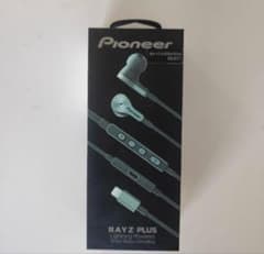 未開封(変色)Pioneer RAYZ PLUS Lightning有線イヤホン - メルカリ