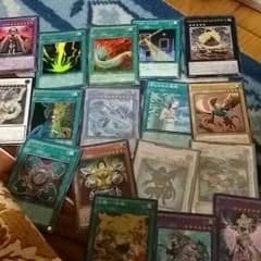 遊戯王 使えそうなカードのサムネイル