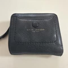 MARC JACOBS 財布 ブラック 二つ折り財布のサムネイル