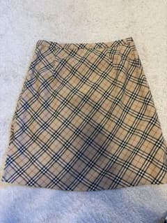 Burberry ノバチェック ミニスカートのサムネイル