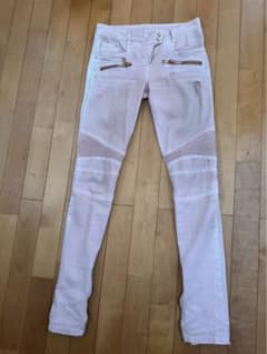 バルマン Balmain バイカーパンツ 希少ピンク ジッパーポケット バルマン Balmain バイカーパンツ 希少ピンク ジッパーポケット - メルカリ