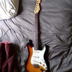 Fender japan Rシリアルのサムネイル
