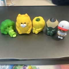 ガチャガチャ フィギュアのサムネイル