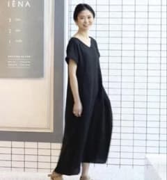 スローブイエナ ウォッシャブル リネン混 Vネックロング ブラックのサムネイル