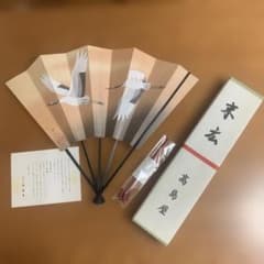 ✨文化勲章受章✨ 三越 寿扇 朝暉翔鶴 (大山忠作 筆) 高島屋 末広 大山忠作筆 飾扇 『翔鶴』 大扇子 - メルカリ