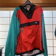 THE NORTH FACE ナイロンジャケットのサムネイル