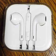 iPhone6s☆イヤホン☆新品☆正規品☆のサムネイル