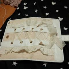 リズリサケースのサムネイル