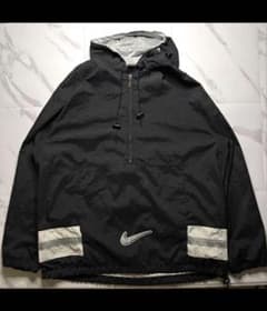 90s NIKEブラックナイロンジャケット【希少】　銀タグのサムネイル