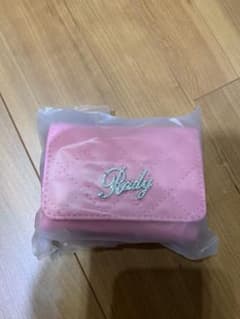 Rady ミニウォレット　ノベルティのサムネイル