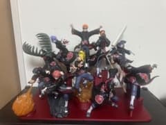 NARUTO暁フィギュアコンプ 箱無し美品 10体セット＋専用台座、暁ロゴ付きのサムネイル