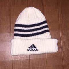 adidas ニット帽のサムネイル