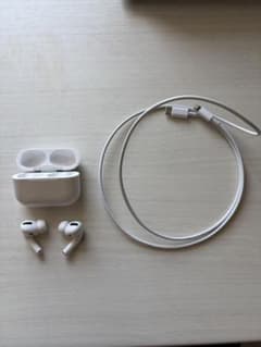Apple AirPods Pro 2本体 （両耳）充電ケース ケーブル付きのサムネイル