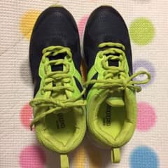 男児ジュニアスニーカー 23.5EE kappa イエロー ブラックのサムネイル
