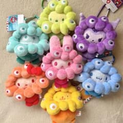 ミャクミャク サンリオ なりきり ぬいぐるみ 推しカラー カラビナ 7種