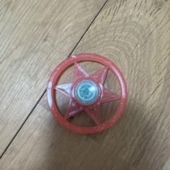 今は古いけれどもハンドスピナーのサムネイル