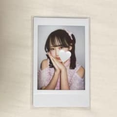 松本かれん 撮り下ろしチェキ【編み上げ衣装】のサムネイル