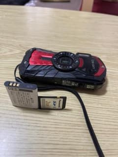 W560 防水デジタルカメラ 赤黒