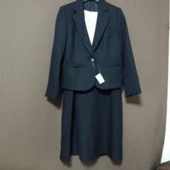 入学式  卒業式  スーツのサムネイル