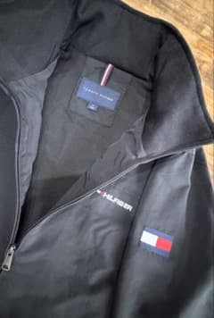 TOMMY HILFIGER ナイロンジャケット ブラック フードのサムネイル