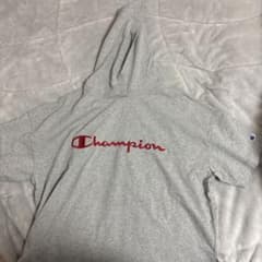 み*ー様 Champion グレー フード付きパーカー Women's Lのサムネイル