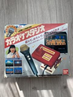 ファミリーコンピュータ カラオケスタジオ 箱破れ有りのサムネイル