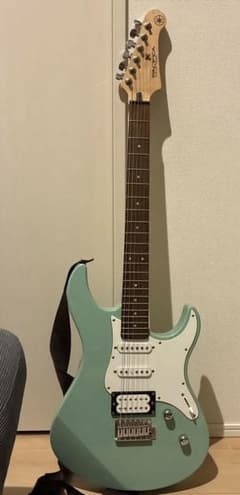 YAMAHA PACIFICA エレキギター 本体のサムネイル