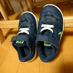 グングンさん専用★NIKEスニーカー 14センチ★のサムネイル
